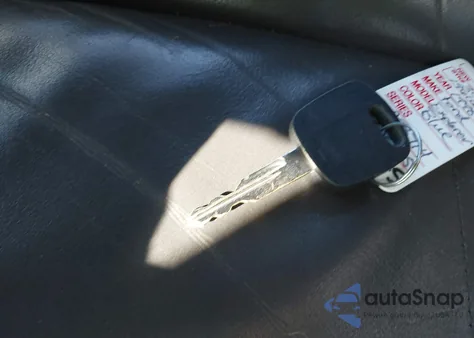 1998 Ford Explorer Eddie Bauer/Limited/Xl/Xlt from USA, damaged, VIN 1FMZU34X9WZA33714